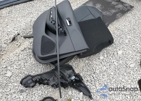 2022 Toyota Corolla Xse from USA, damaged, VIN 5YFT4MCE5NP139313